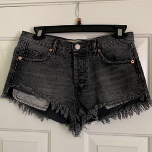Free People Shorts 25 0 cutoff denim Grey Hem Summer Cute we the free